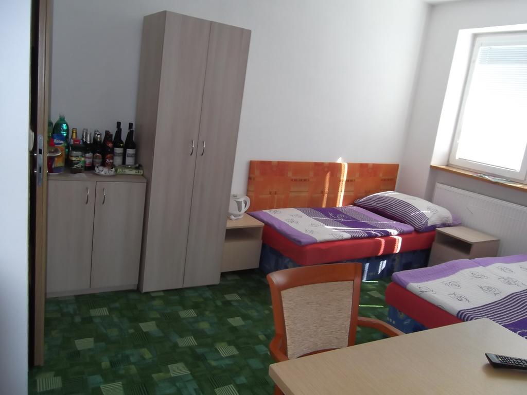 Penzion Apartmany Zlín Kamer foto