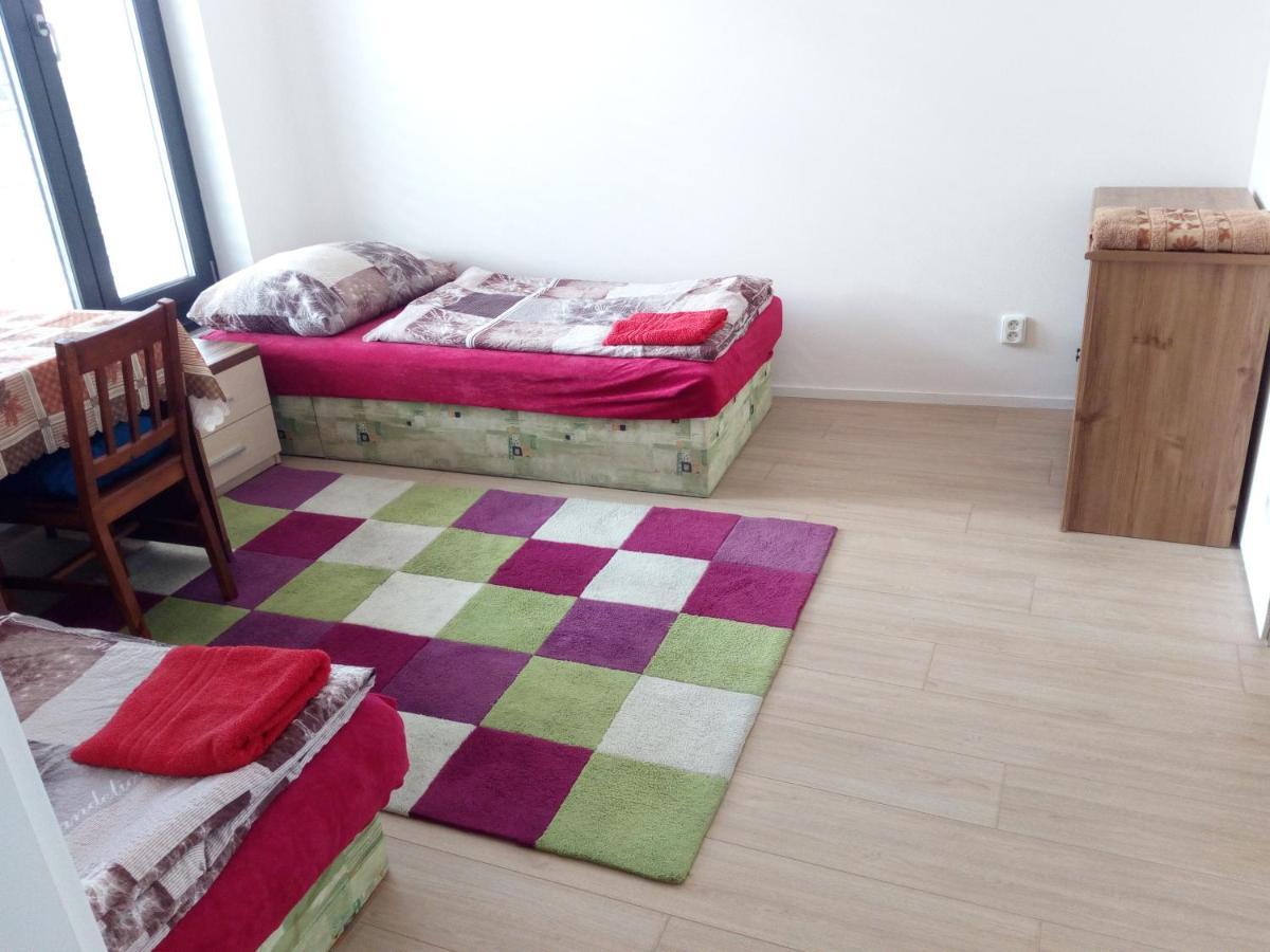 Penzion Apartmany Zlín Buitenkant foto