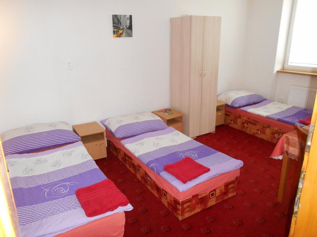 Penzion Apartmany Zlín Buitenkant foto