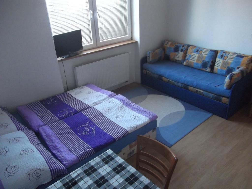 Penzion Apartmany Zlín Buitenkant foto